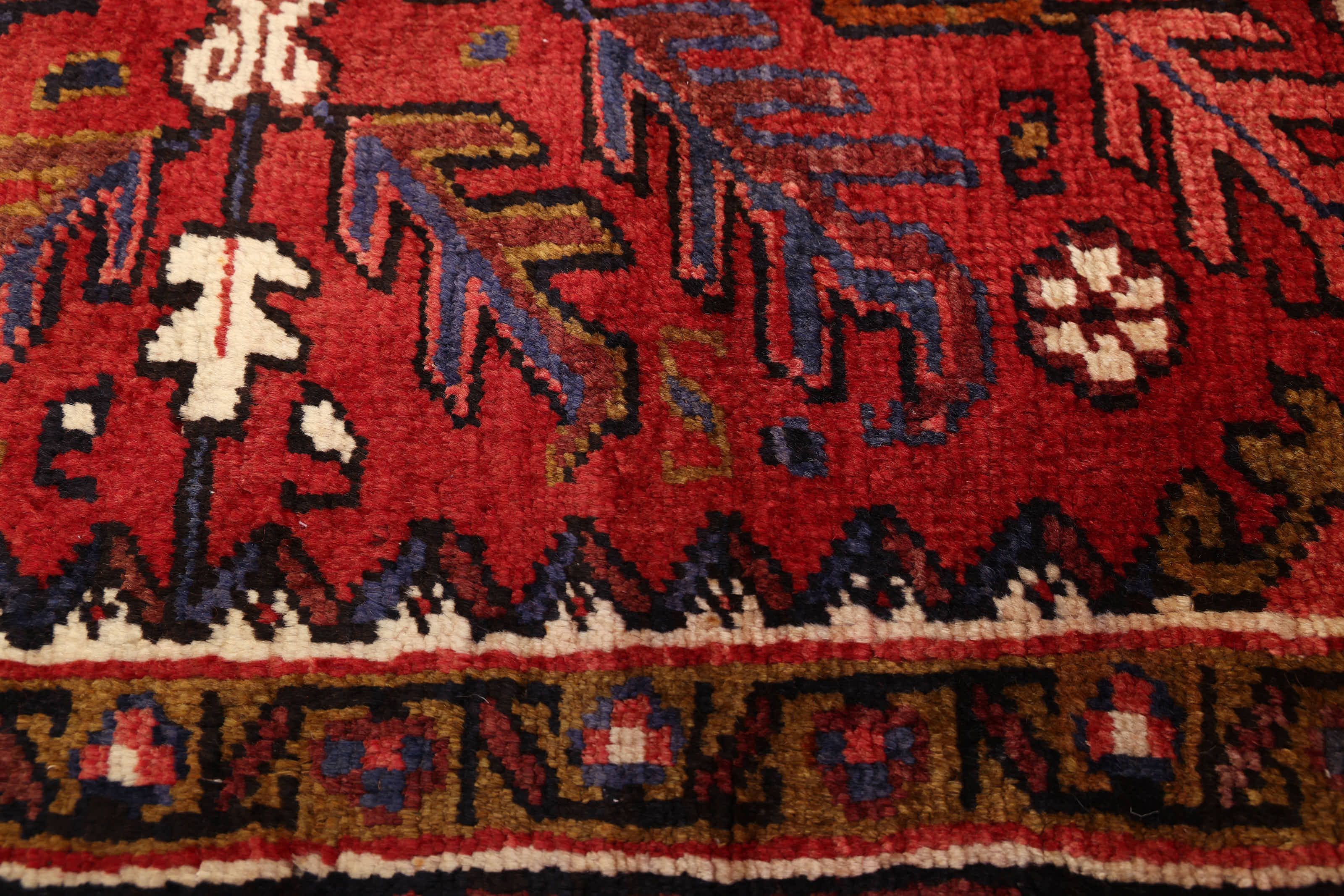 Hand-Knotted Wool Rug – MKR-2487 | Traditional Medallion Design