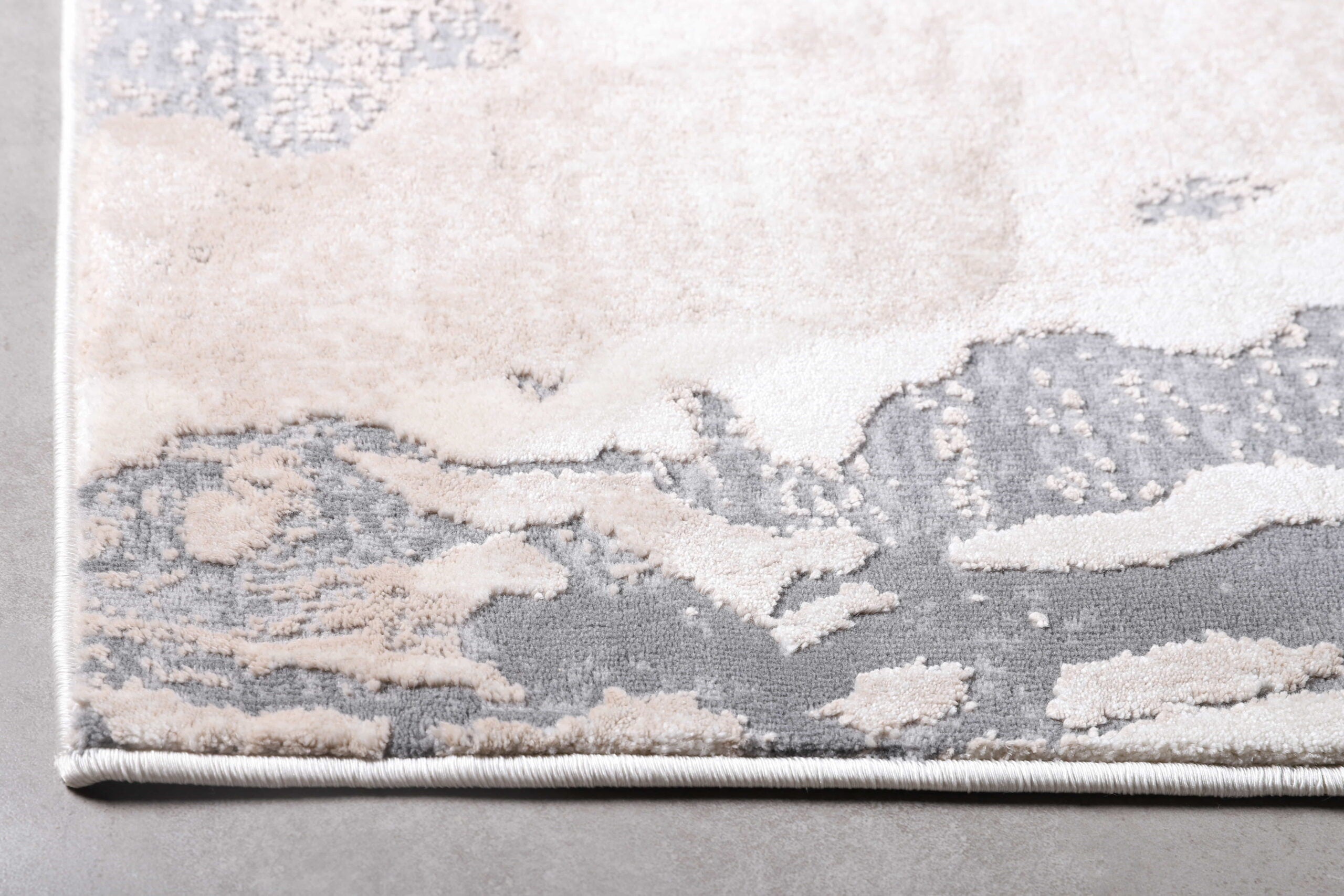 Amore 5808A Area Rug