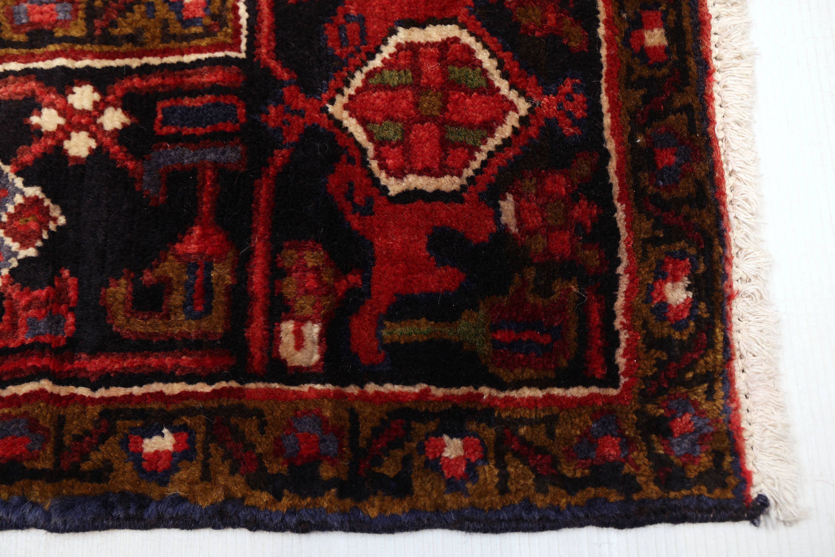 Hand-Knotted Wool Rug – MKR-2487 | Traditional Medallion Design