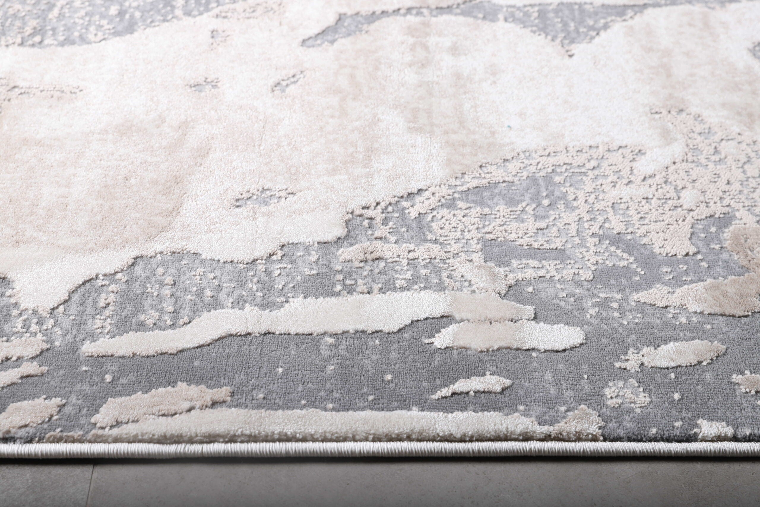 Amore 5808A Area Rug