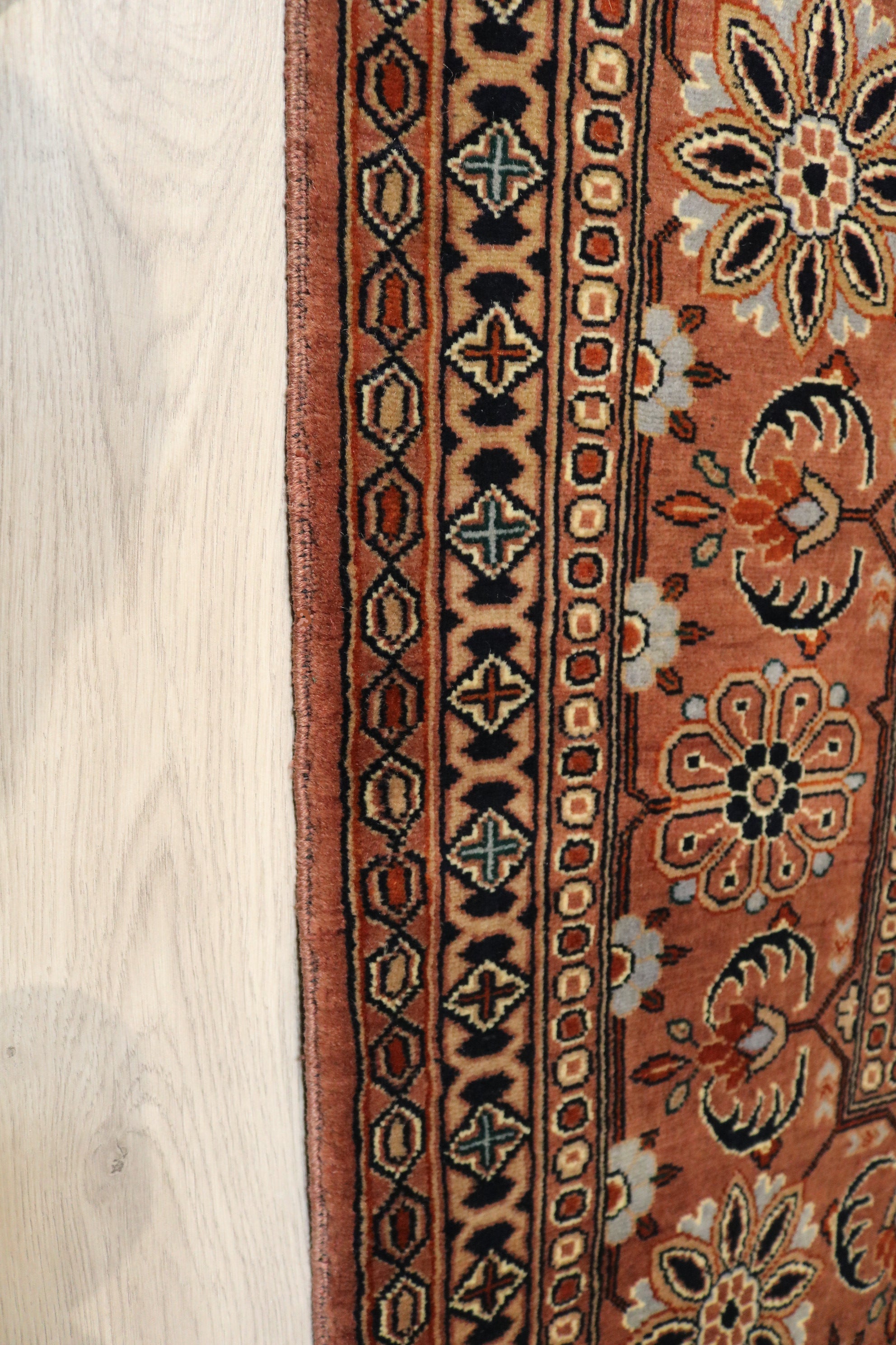 Belgian Wool, Afghan Hand-Knotted Rug – BWA-5019450 | Traditional Design