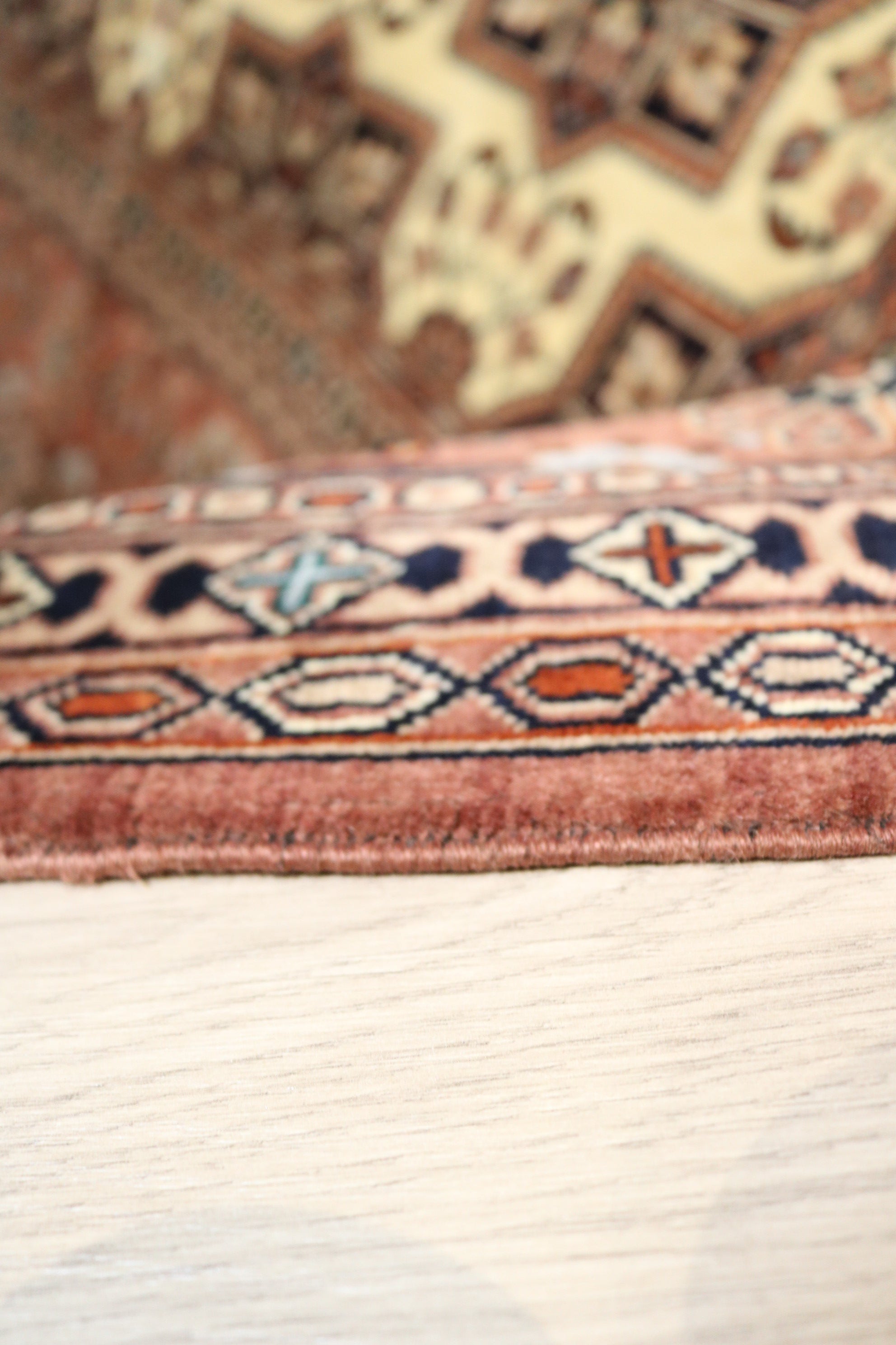 Belgian Wool, Afghan Hand-Knotted Rug – BWA-5019450 | Traditional Design